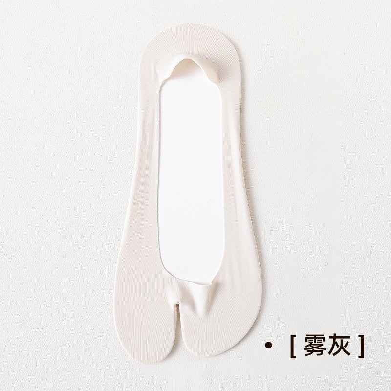 Split-Toe Socks, Summer Thin Boat Socks for Women, Non-Slip, No-Show, Cotton-Soled, Two-Toe Invisible Ice Silk Socks, Zhuji Socks Wholesale