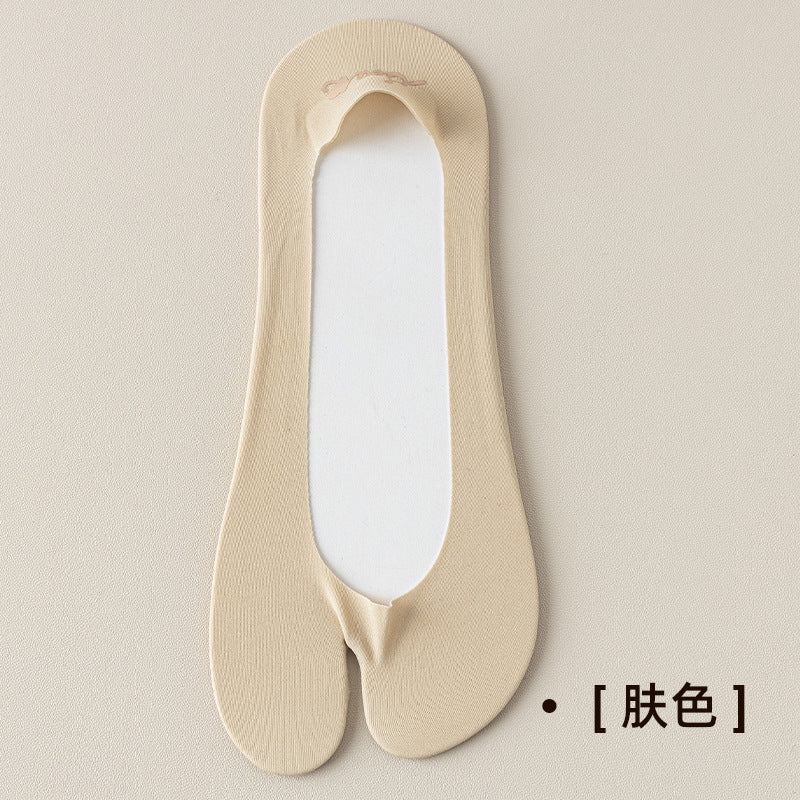 Two-toe socks for children in spring and summer shallow mouth invisible sweat-absorbent deodorant split-toe boat socks non-slip heel-resistant matching pig trotters shoes