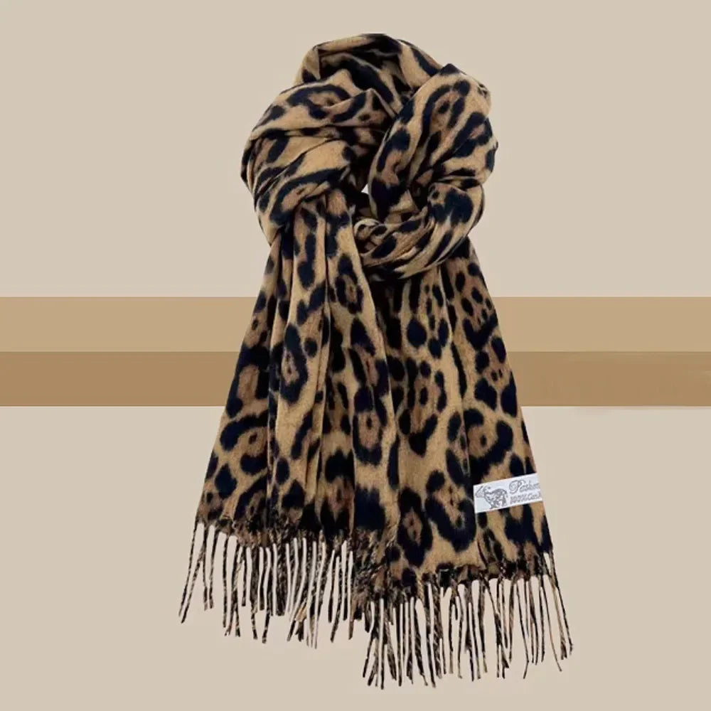 Design Leopard Scarf Winter Warm Pashmina Shawl Luxury Cashmere Wraps Fashion Women Long Blankets Scarves Fringes