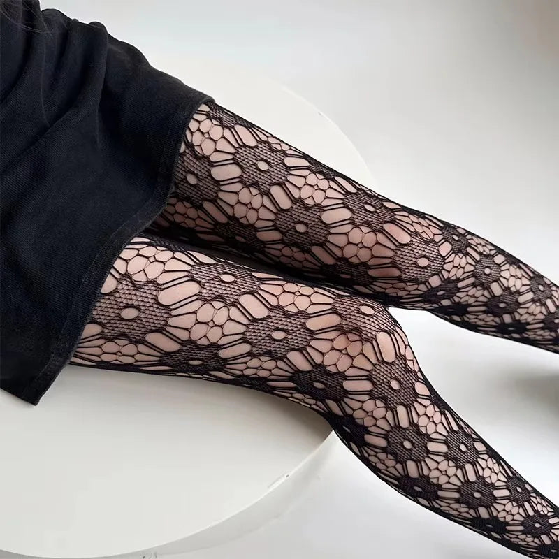 Harajuku Purple Hollowed Out Lace Mesh Pantyhose Summer Thin Floral Rattan Bottomed Stockings Sexy Women Tights Fashion Hosiery