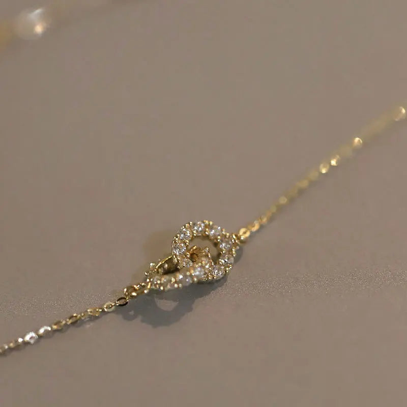 Necklace with Interlocking Rings, Double-ring Elegant Light Luxury New Ins-style Women's Collarbone Chain