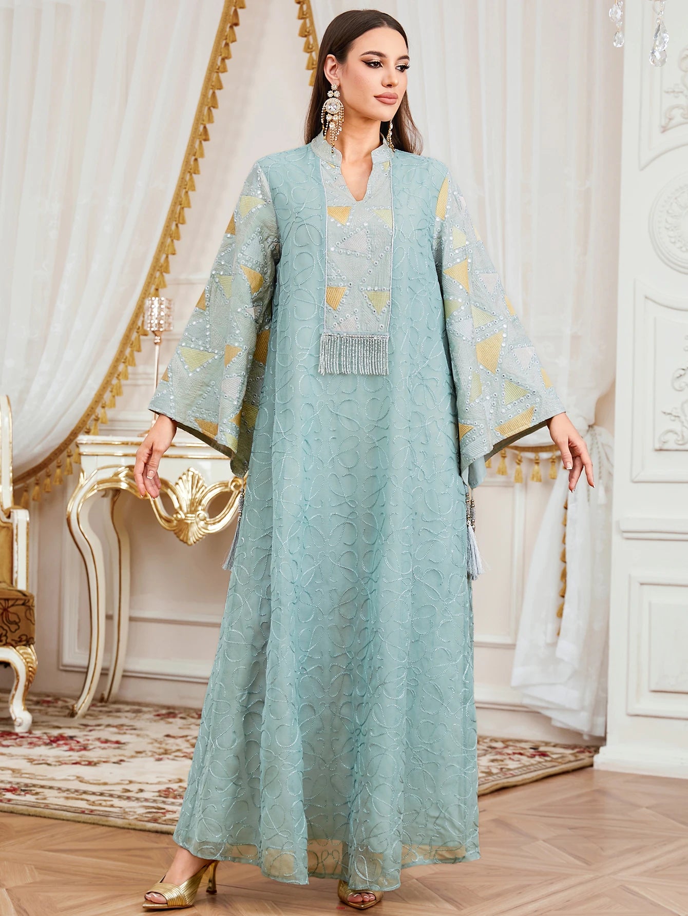 Dubai Abaya Luxury Tassel Embroidery Abayas Women Muslim Dress Eid Ramadan Islam Jalabiya Turkey Kaftan Kebaya Caftan Femme Robe